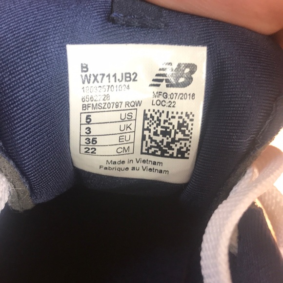 Women’s New Balance 711s - Picture 4 of 4